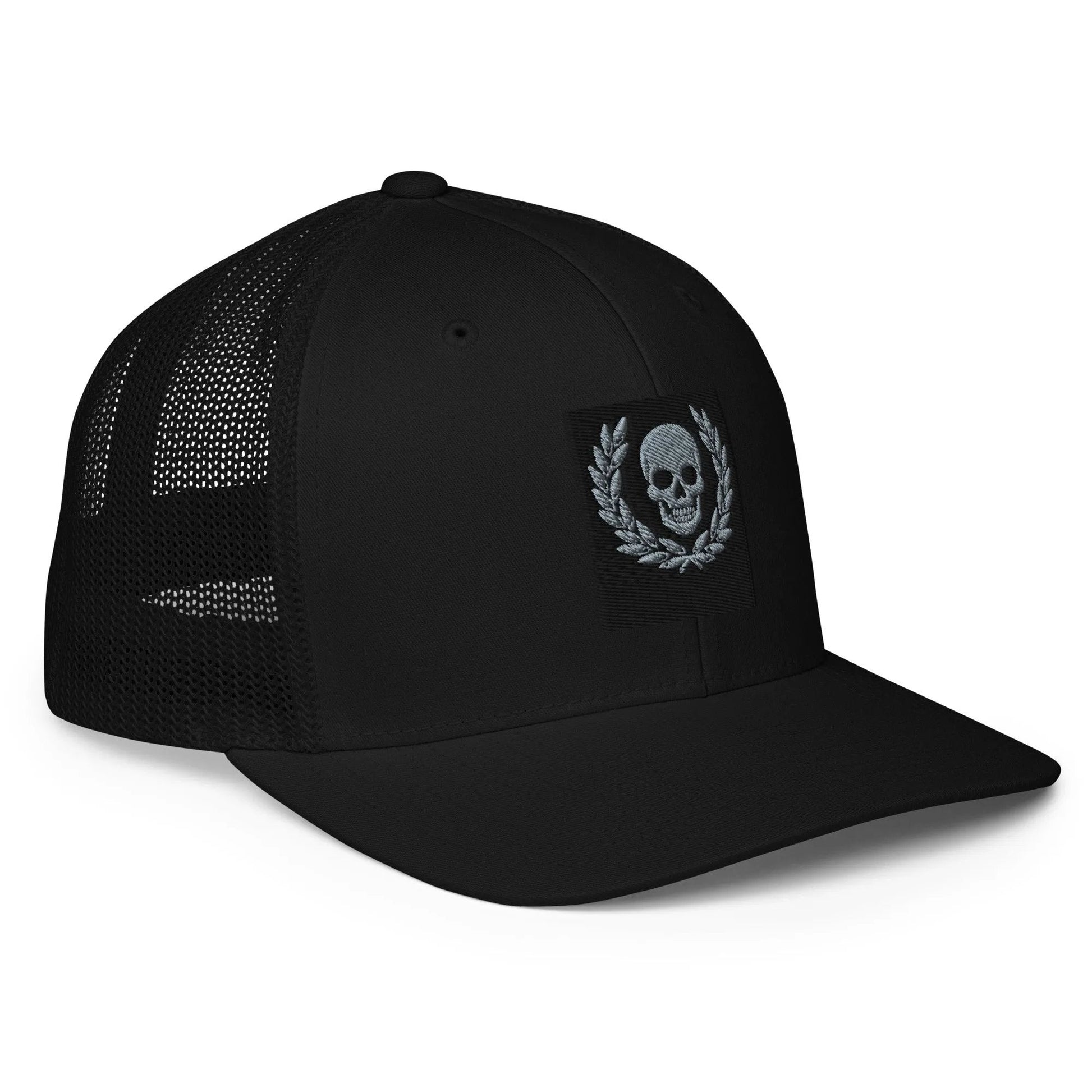 Closed - back trucker cap - Street wear urban